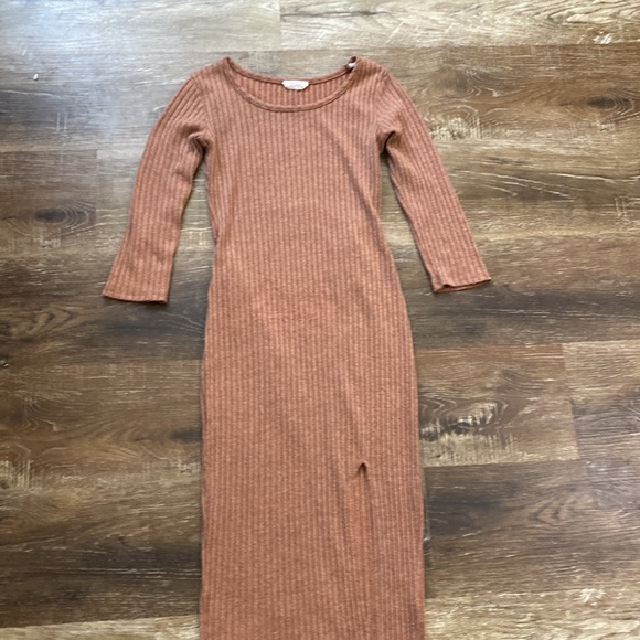 Pinc Dress - Picture 2 of 7